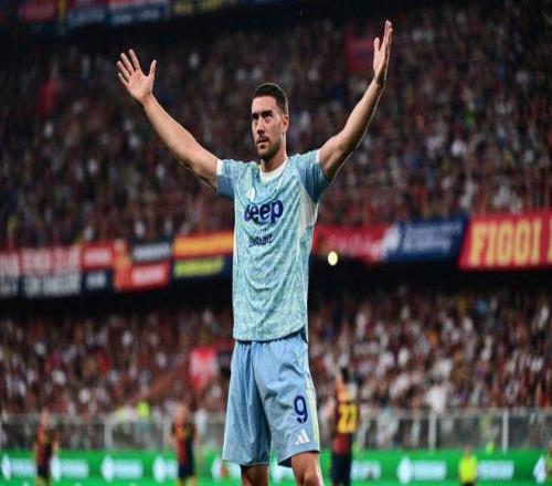 绿帽哥：迪奥曼德经纪人前往英国，与曼联商讨合同条款（绿帽哥：迪奥曼德经纪人赴英，与曼联就合同细节进行谈判）