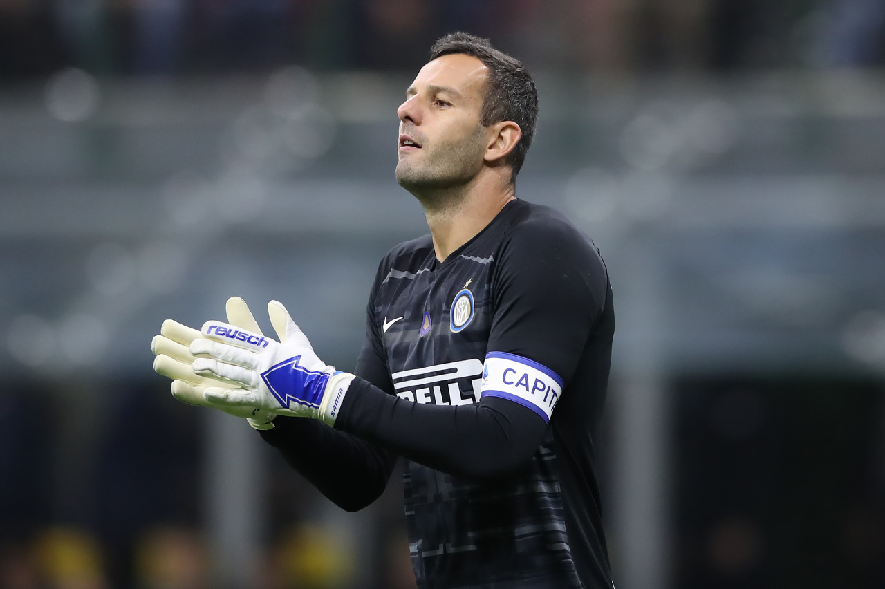 库尔图瓦：我肯定是最顶尖门将之一，C罗比姆巴佩求胜欲更强（库尔图瓦：自认跻身顶级门将，称C罗求胜欲强于姆巴佩）