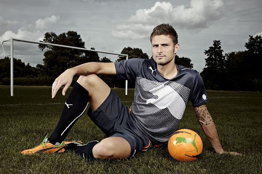 佩杜拉：帕拉迪诺渴望重返意甲，但佛罗伦萨并没有考虑他（佩杜拉：帕拉迪诺盼回归意甲，佛罗伦萨暂未将其列入考虑）