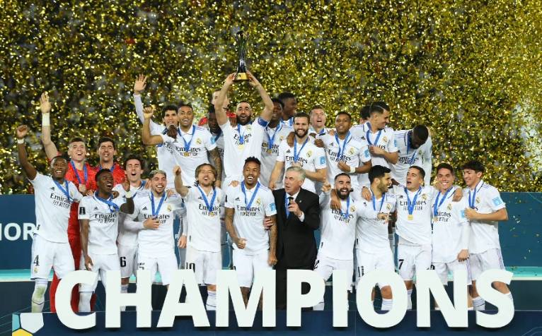 76人：恩比德等三人明天比赛缺席，庄神埃奇库姆迎来好消息