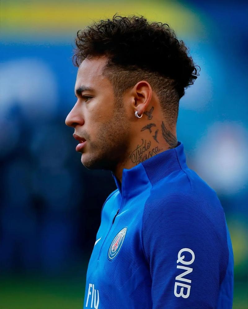 官方：意大利裁判马萨将执法欧冠第6轮巴萨vs法兰克福