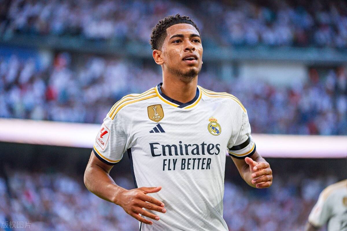 足球历史十大传奇球星