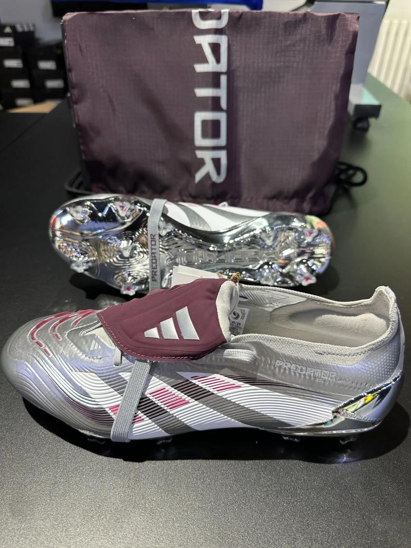 喜讯！谢晖将接受李毅重金邀请出任中超冠军队新帅，值得期待（重磅消息：谢晖受李毅重金相邀出任中超冠军队主帅，令人期待）