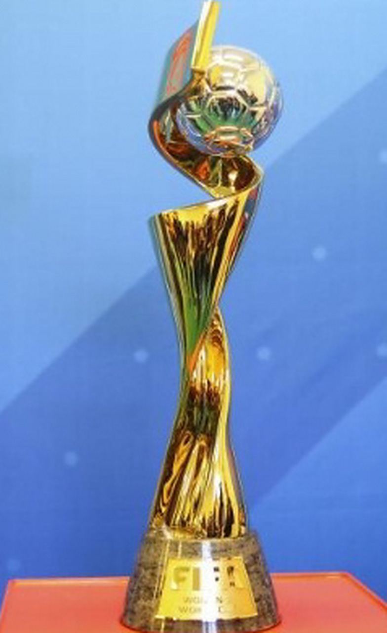 完成大四喜，姆巴佩当选欧冠官方本周最佳球员