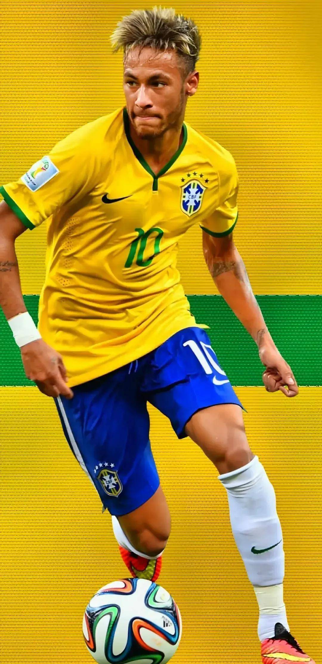 谢娜第一次下场打高尔夫获老公陪伴，甜喊张杰“老张”羡煞旁人