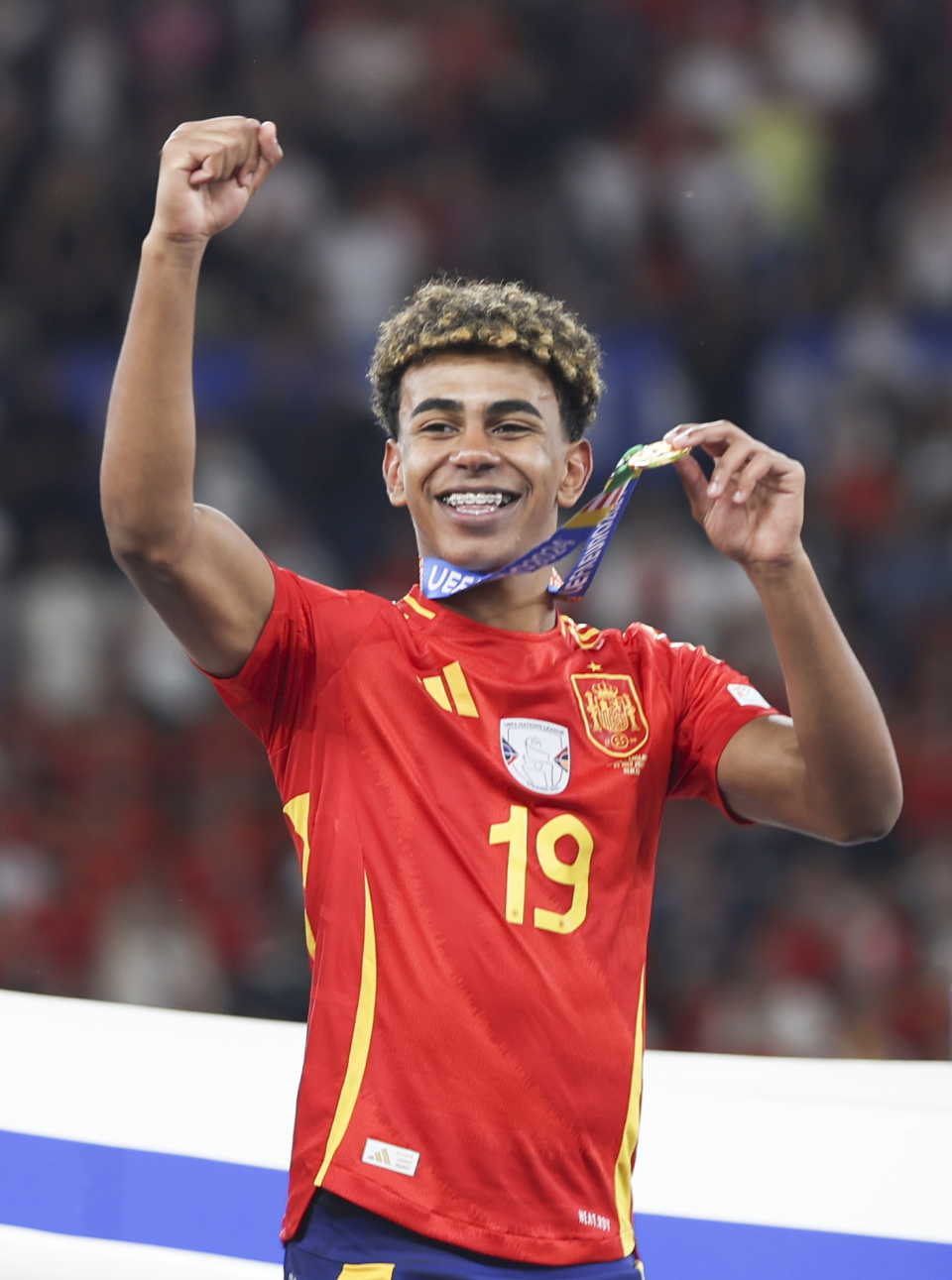 59球24助，克雷桑自登陆中超以来参与进球为同期所有球员最高（59球24助！克雷桑中超同期参与进球数第一）