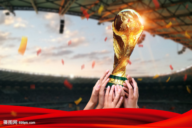 环足奖年度最佳新星候选：杜埃、若昂-内维斯、斯凯利在列